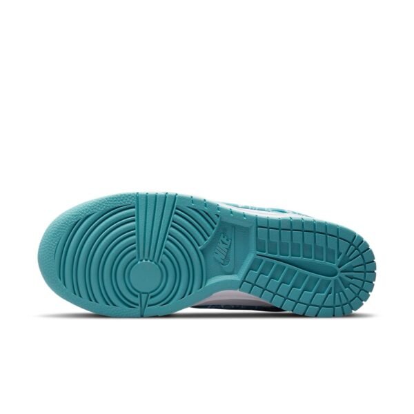 Nike Dunk Low ‘Blue Paisley’