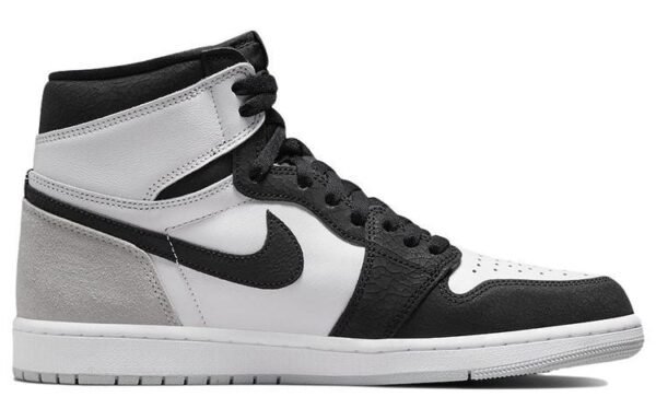 Air Jordan 1 Retro High OG ‘Stage Haze’