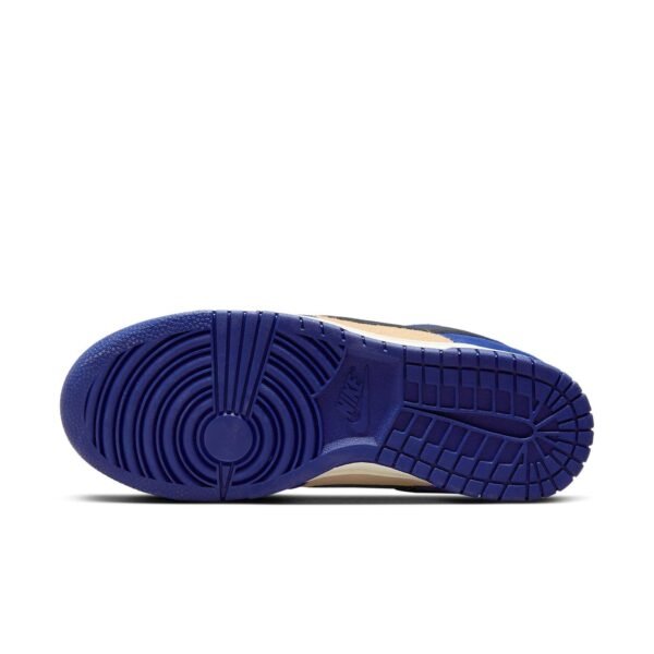 Nike Dunk Low LX ‘Blue Suede’