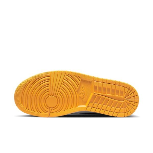 Air Jordan 1 Mid ‘Reverse Yellow Toe’