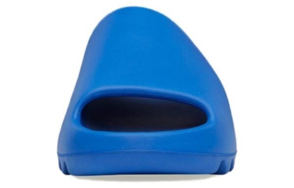 Adidas Yeezy Slide ‘Azure’