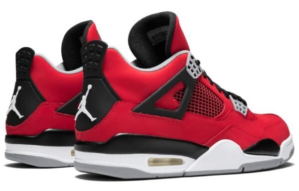 Air Jordan 4 Retro ‘Toro Bravo’