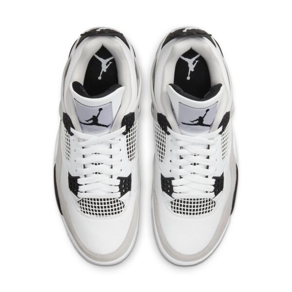 Air Jordan 4 Retro ‘Military Black’