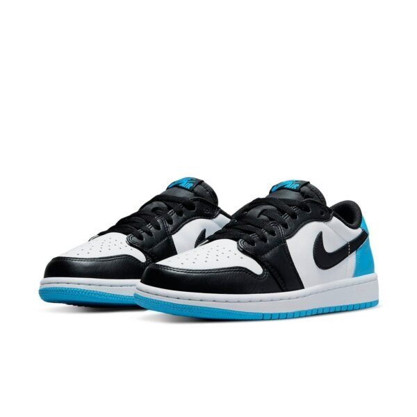 Air Jordan 1 Retro Low OG ‘UNC’