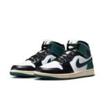 Air Jordan 1 Mid SE ‘Oxidized Green’