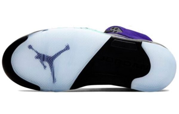Air Jordan 5 Retro ‘Alternate Grape’