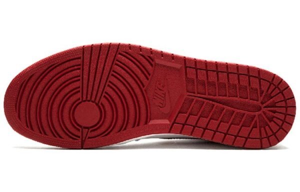 Air Jordan 1 Retro High OG ‘Metallic Red’