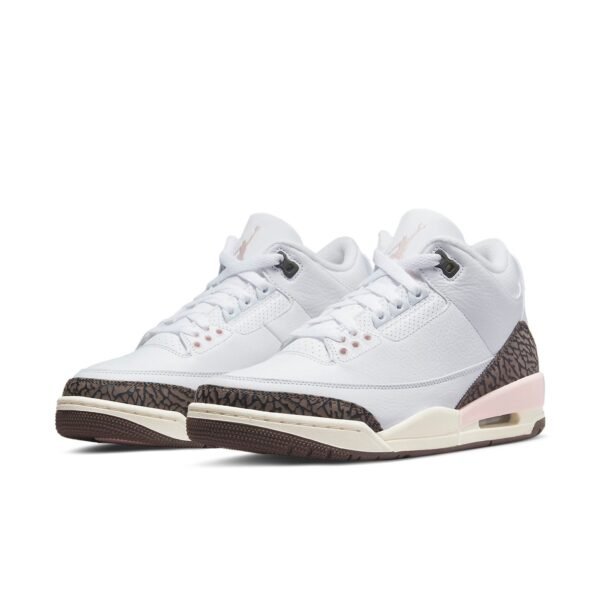 Air Jordan 3 Retro ‘Neapolitan’
