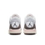 Air Jordan 3 Retro ‘Neapolitan’