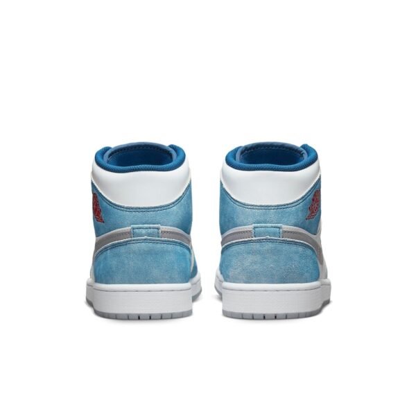 Air Jordan 1 Mid SE ‘French Blue’