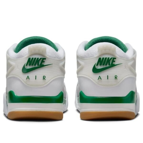 Air Jordan 4 RM ‘Pine Green’