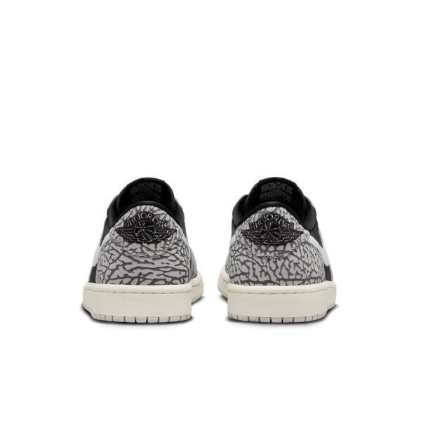 Air Jordan 1 Retro Low OG ‘Black Cement’