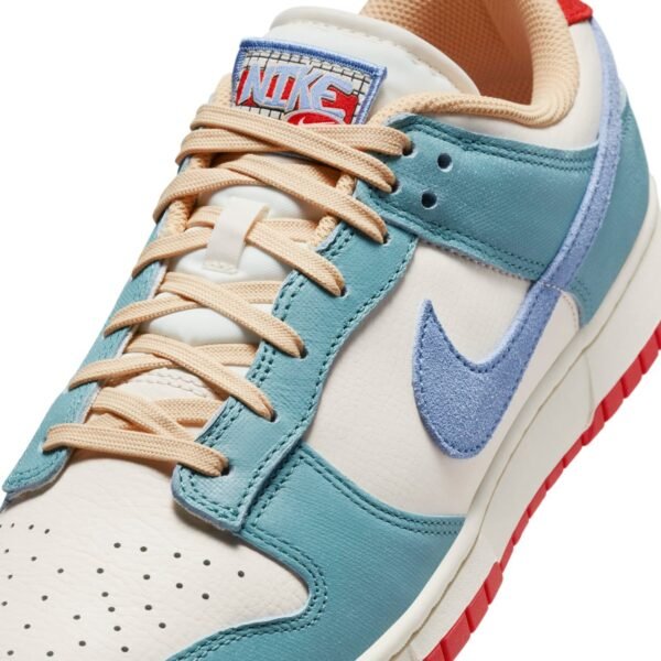 Nike Dunk Low ‘Royal Pulse Pale Ivory’