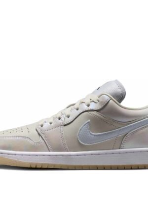 Air Jordan 1 Low SE ‘LNY’