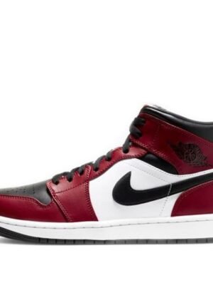 Air Jordan 1 Mid ‘Chicago Black Toe’